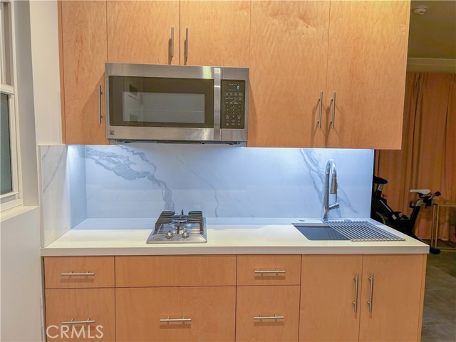 Detail Gallery Image 44 of 49 For 6641 Gerald Ave, Van Nuys,  CA 91406 - 4 Beds | 2 Baths