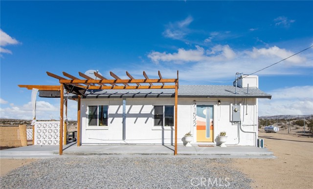 71522 Winters Road, 29 Palms CA: https://media.crmls.org/medias/9e211826-8010-4816-b256-4c9cfb5d0c1e.jpg