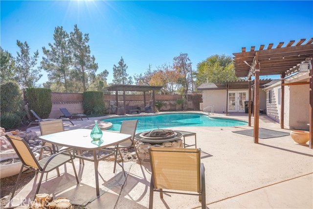 14415 Erie, Apple Valley CA: https://media.crmls.org/medias/9e2190ba-4dc7-45a3-a8e9-5f91880f82b2.jpg