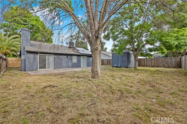 1967 N Ventura Avenue, Farmersville CA: https://media.crmls.org/medias/9e2195ab-8dd8-4a94-8d8c-f79a88d7c0aa.jpg