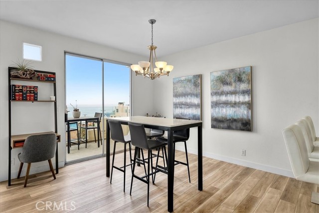 4216 Highland Avenue, Manhattan Beach, California 90266, 2 Bedrooms Bedrooms, ,2 BathroomsBathrooms,Residential,Sold,Highland,SB22108574