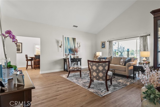 536 S Tumbleweed Road, Anaheim Hills CA: https://media.crmls.org/medias/9e21c292-3b1b-4be8-9cc9-7484208b4b4e.jpg