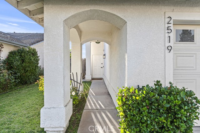 Detail Gallery Image 2 of 23 For 2519 Brunswick Dr, Santa Maria,  CA 93455 - 3 Beds | 2/1 Baths