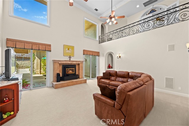 43845 Calle De Velardo, Temecula CA: https://media.crmls.org/medias/9e238ded-8817-4d0b-ad49-2aa2b690a7ea.jpg