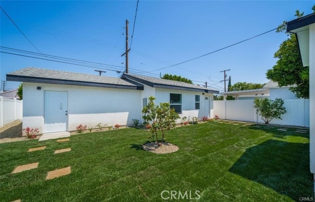 Detail Gallery Image 13 of 13 For 1484 N Clybourn Ave, Burbank,  CA 91505 - 3 Beds | 2 Baths