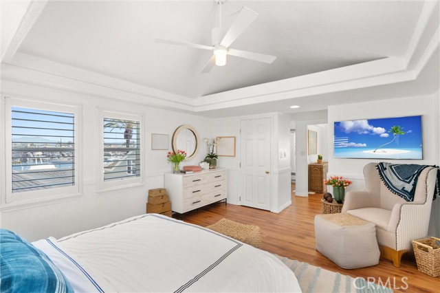 Detail Gallery Image 22 of 41 For 19 Beach Dr, Newport Beach,  CA 92663 - 2 Beds | 2 Baths