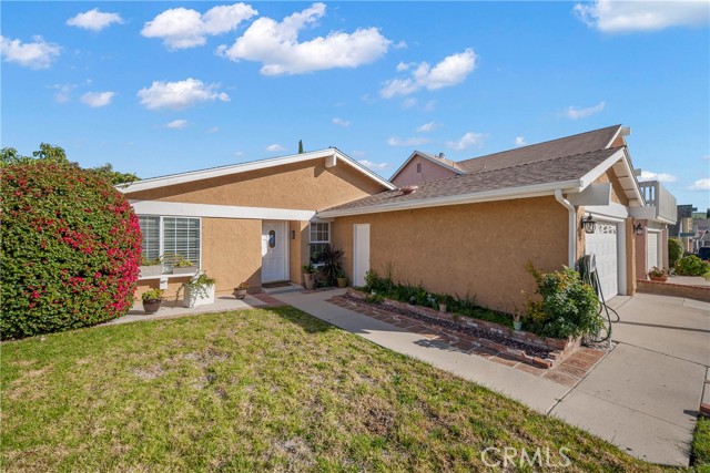 Detail Gallery Image 1 of 35 For 2314 Century Ave, Simi Valley,  CA 93063 - 4 Beds | 2 Baths