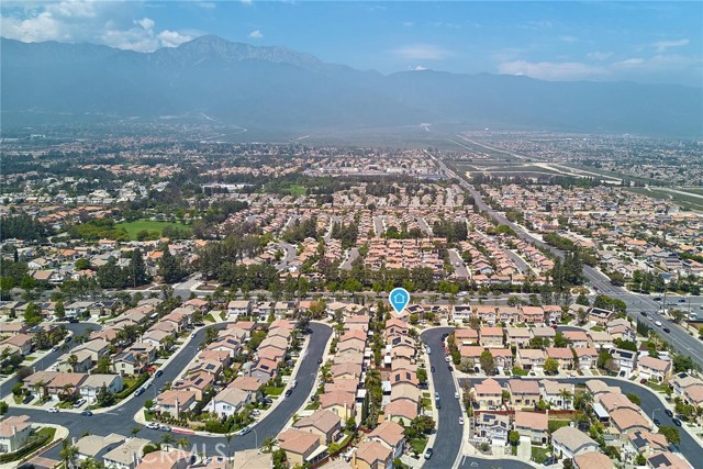 7326 Oxford Place, Rancho Cucamonga CA: https://media.crmls.org/medias/9e248460-2fa9-42dd-88cc-7158cd84c407.jpg