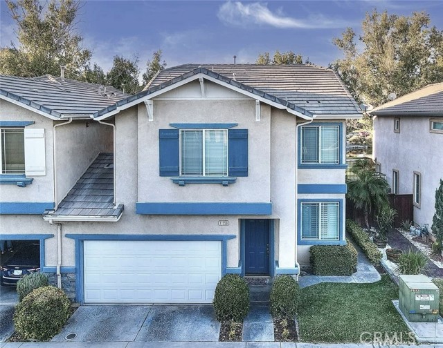 Detail Gallery Image 1 of 59 For 11559 Park Trails St, Riverside,  CA 92505 - 3 Beds | 2/1 Baths