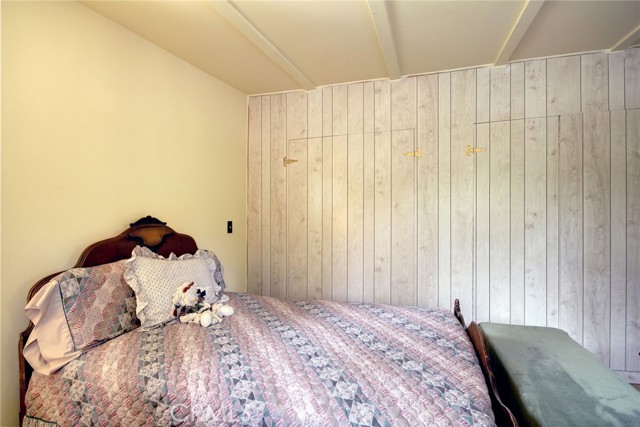 Detail Gallery Image 27 of 42 For 42716 Juniper Dr, Big Bear Lake,  CA 92315 - 4 Beds | 2 Baths