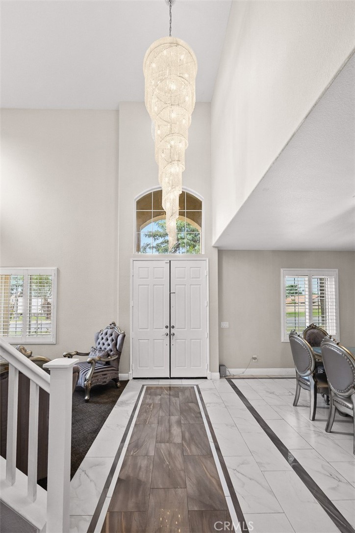 MLS #WS25260298 image #7