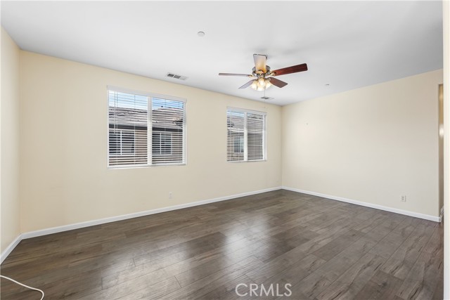 Detail Gallery Image 15 of 28 For 27968 Avalon, Canyon Country,  CA 91351 - 2 Beds | 2 Baths