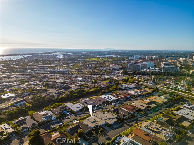Detail Gallery Image 5 of 40 For 2707 Island View, Corona Del Mar,  CA 92625 - 4 Beds | 2/1 Baths