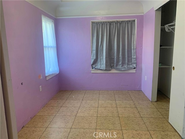 781 W Center Street, Pomona CA: https://media.crmls.org/medias/9e281483-aba9-4ef8-8255-254e33a9ff42.jpg