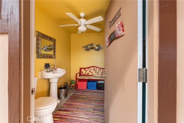 8212 E Avenue H, Lancaster CA: https://media.crmls.org/medias/9e287ad9-0cbd-422d-911f-d20b63b9c197.jpg