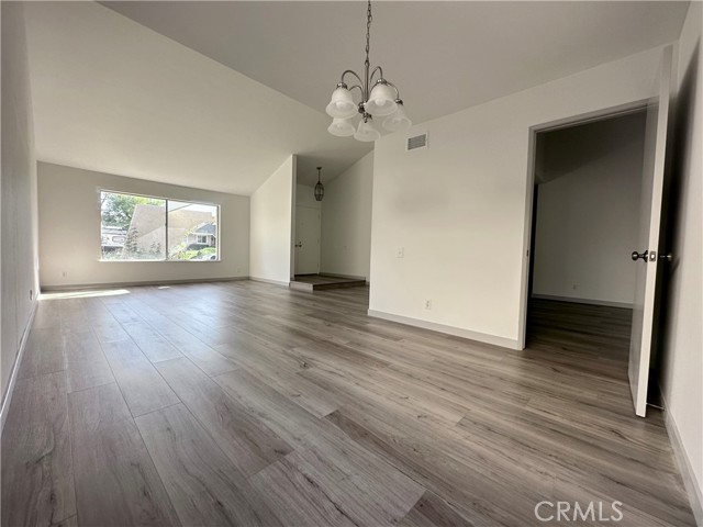 Detail Gallery Image 5 of 21 For 24171 La Pala Ln, Mission Viejo,  CA 92691 - 4 Beds | 2 Baths