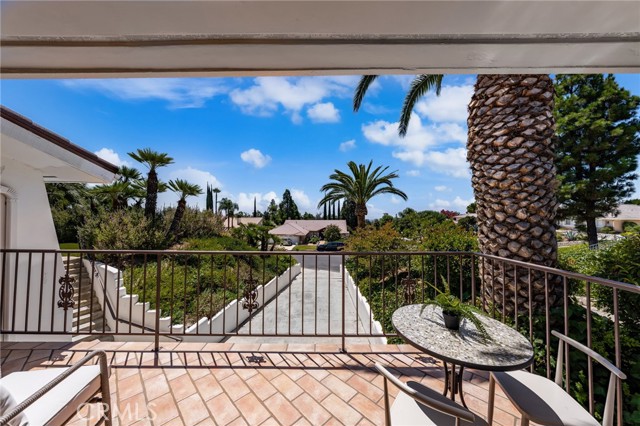 2525 Jonquil Drive, Upland CA: https://media.crmls.org/medias/9e2a266f-86bf-411d-9948-03c32f85e76e.jpg