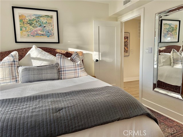 Detail Gallery Image 32 of 38 For 162 Sunset Terrace, Laguna Beach,  CA 92651 - 4 Beds | 2 Baths