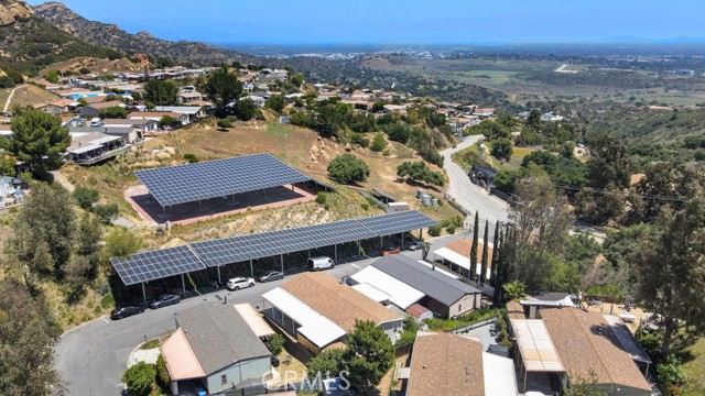24425 Woolsey Canyon Road, West Hills CA: https://media.crmls.org/medias/9e2b1e5c-47a5-444b-9d31-319c8e4134fc.jpg