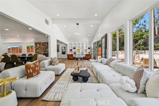 Detail Gallery Image 20 of 70 For 4816 Saint Andrews Ave, Buena Park,  CA 90621 - 4 Beds | 3 Baths