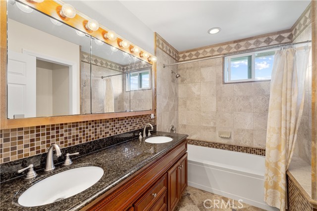 Detail Gallery Image 23 of 51 For 949 Falmouth St, Thousand Oaks,  CA 91362 - 4 Beds | 3/1 Baths