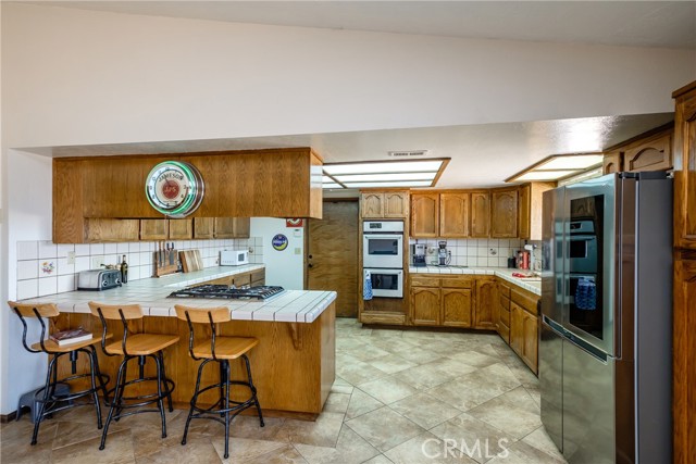 21186 Standing Rock Avenue, Apple Valley CA: https://media.crmls.org/medias/9e2e119e-76f8-468b-bb59-3863e678f270.jpg