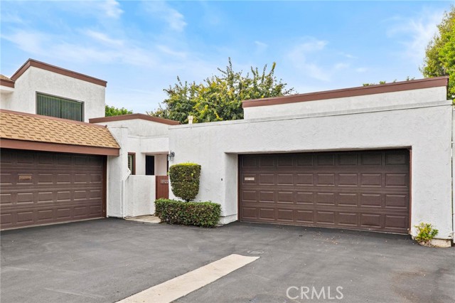 Detail Gallery Image 2 of 35 For 11922 Heritage, Downey,  CA 90241 - 2 Beds | 2 Baths