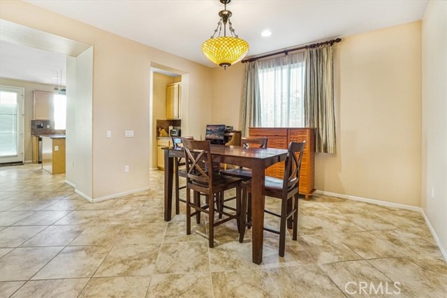 Detail Gallery Image 23 of 66 For 1562 Tabor Creek, Beaumont,  CA 92223 - 2 Beds | 2 Baths