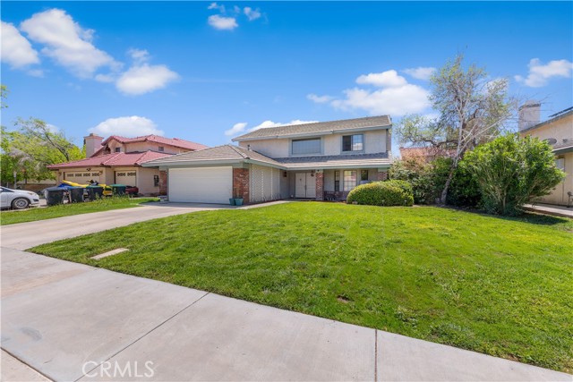 3046 W Avenue J4, Lancaster CA: https://media.crmls.org/medias/9e308f93-d27f-430f-bb88-39bad36c49cb.jpg