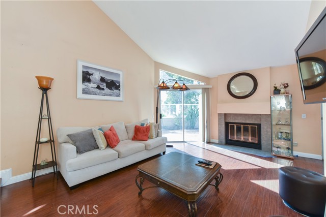 145 Stanford Court, Irvine CA: https://media.crmls.org/medias/9e315299-fe3f-4f6e-9a96-47234c98d762.jpg