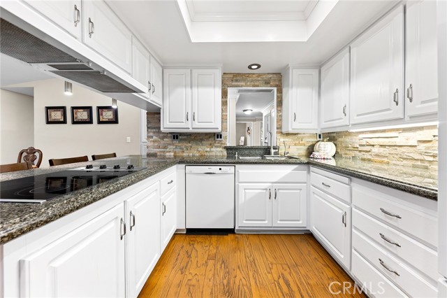 Detail Gallery Image 19 of 64 For 2070 Whitebluff Dr, San Dimas,  CA 91773 - 3 Beds | 2 Baths