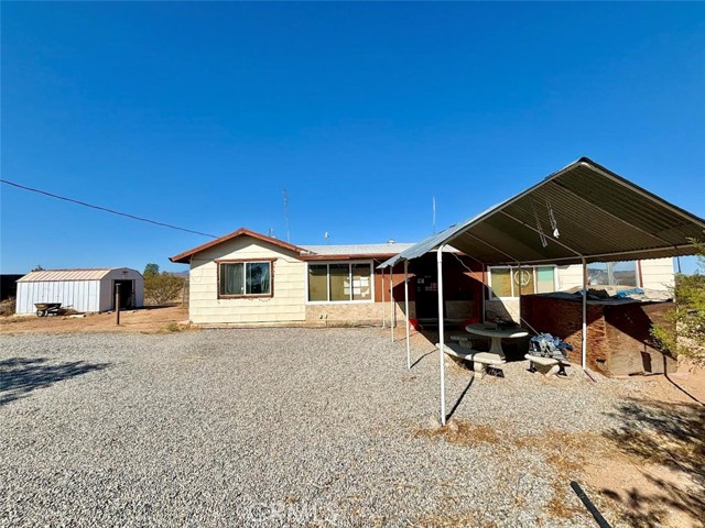 Detail Gallery Image 1 of 14 For 1224 Luna Mesa Rd, Yucca Valley,  CA 92284 - 2 Beds | 1 Baths