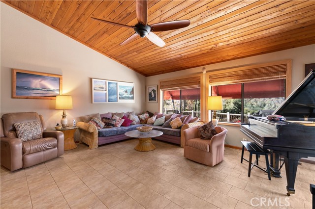 Detail Gallery Image 17 of 68 For 6625 Soda Bay Rd, Kelseyville,  CA 95451 - 3 Beds | 2/1 Baths