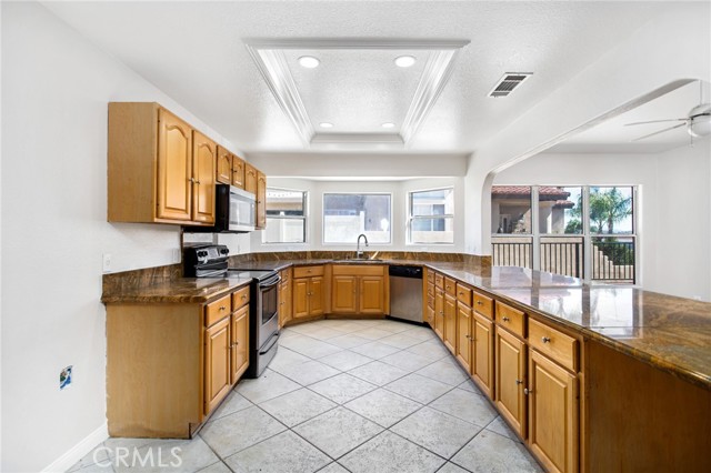 Detail Gallery Image 21 of 57 For 30310 Spray Dr, Canyon Lake,  CA 92587 - 3 Beds | 2 Baths