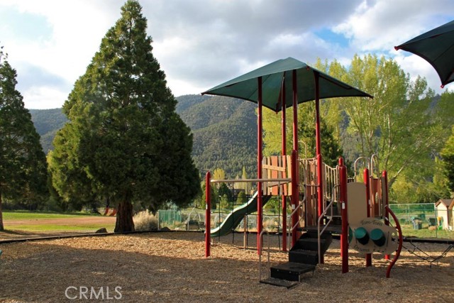 Detail Gallery Image 34 of 61 For 1613 Lassen Way, –,  CA 93222 - 4 Beds | 3 Baths