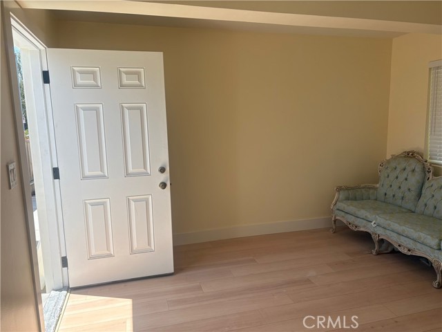 23337 Hartland Street, West Hills CA: https://media.crmls.org/medias/9e33f441-6c2b-49ae-9882-34f5aedb03f1.jpg
