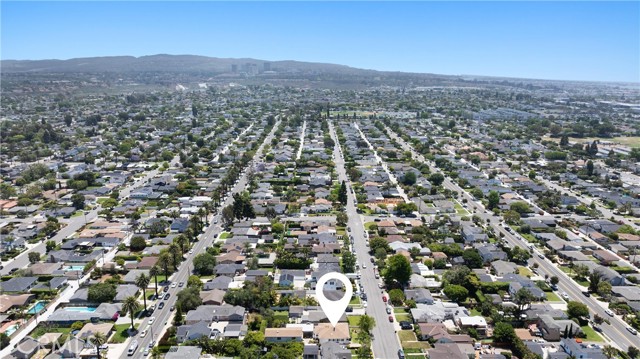 308 Flower Street, Costa Mesa CA: https://media.crmls.org/medias/9e3453c4-4b6d-4982-be8b-ee3fbb1eb27e.jpg