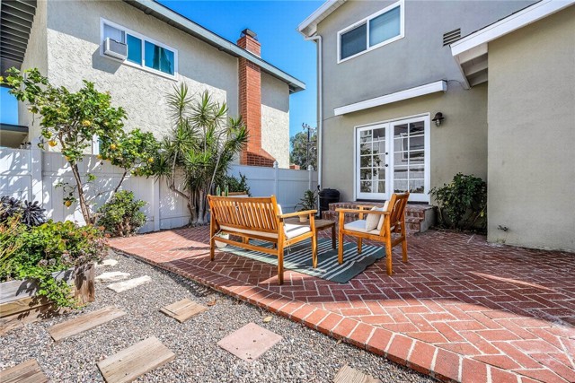 Detail Gallery Image 31 of 34 For 907 Diamond St, Redondo Beach,  CA 90277 - 4 Beds | 3 Baths