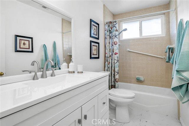 508 Rindge Lane, Redondo Beach, California 90278, 3 Bedrooms Bedrooms, ,1 BathroomBathrooms,Residential,Sold,Rindge,SB22250800