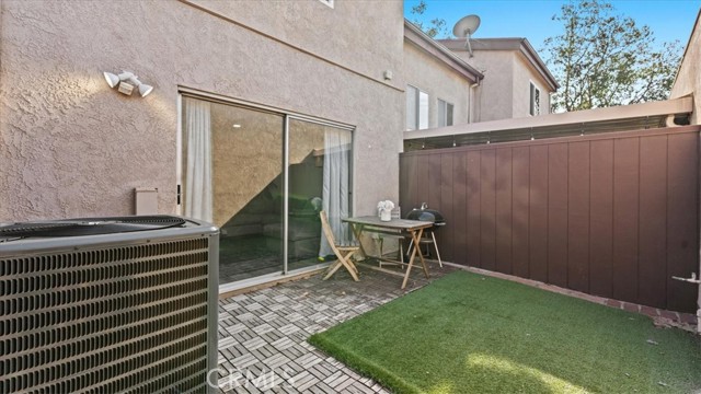 Detail Gallery Image 22 of 28 For 1706 S Mountain, Ontario,  CA 91762 - 2 Beds | 2/1 Baths