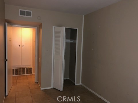 Detail Gallery Image 10 of 21 For 1851 W Glenoaks Ave #C,  Anaheim,  CA 92801 - 3 Beds | 2 Baths
