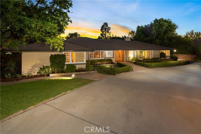 840 W Orange Grove Avenue, Arcadia CA: https://media.crmls.org/medias/9e36ba6c-493d-4f15-b48f-d81c2294dd2d.jpg