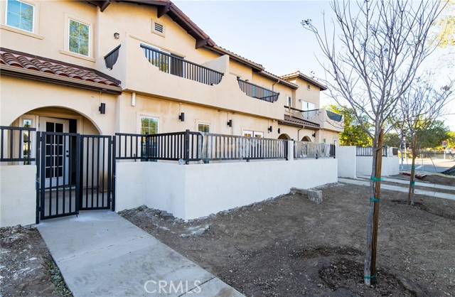 5502 Los Angeles Avenue, Simi Valley, California 93063, 3 Bedrooms Bedrooms, ,2 BathroomsBathrooms,Townhouse,For Sale,Los Angeles,MB25150074