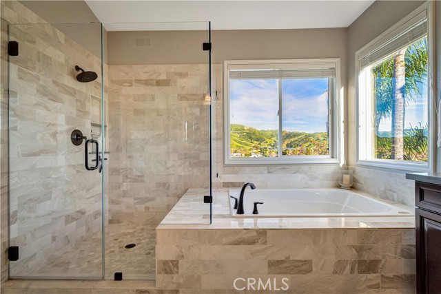 Detail Gallery Image 19 of 39 For 3980 Leighton Point Rd., Calabasas,  CA 91301 - 5 Beds | 4/1 Baths