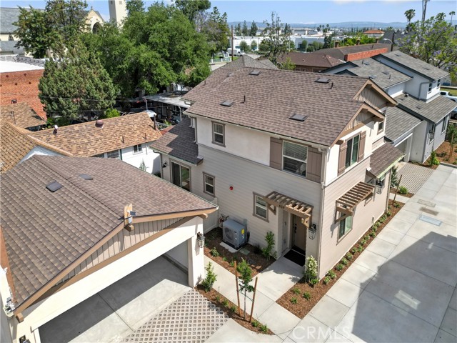 Detail Gallery Image 10 of 51 For 619 E Walnut, Monrovia,  CA 91016 - 3 Beds | 3 Baths
