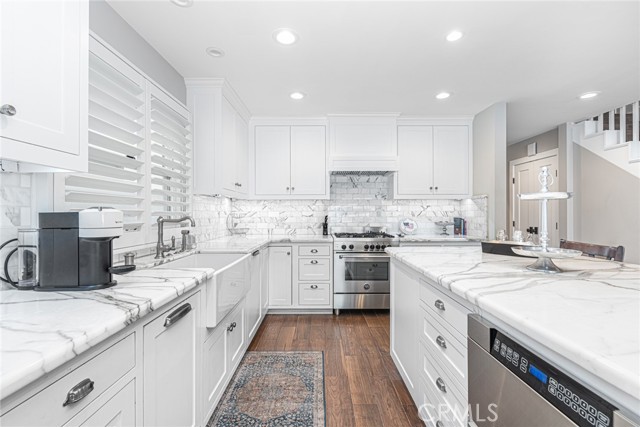Detail Gallery Image 23 of 32 For 213 34th St, Newport Beach,  CA 92663 - 3 Beds | 3 Baths