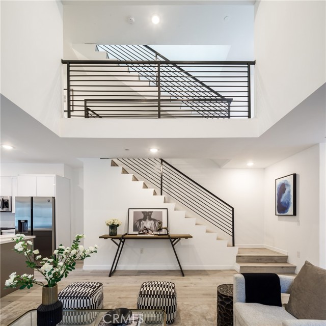 846 N Alta Vista Boulevard, Los Angeles CA: https://media.crmls.org/medias/9e3ac5df-780d-45fc-b1aa-1ec1e53656f0.jpg