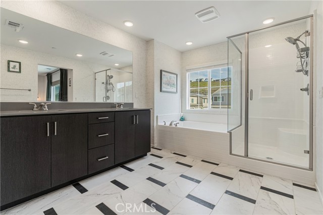 Detail Gallery Image 38 of 66 For 35103 Vintage Cove, Fallbrook,  CA 92028 - 4 Beds | 2/1 Baths