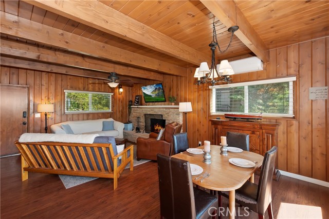 Detail Gallery Image 8 of 34 For 28203 Arbon Ln, Lake Arrowhead,  CA 92352 - 3 Beds | 2 Baths