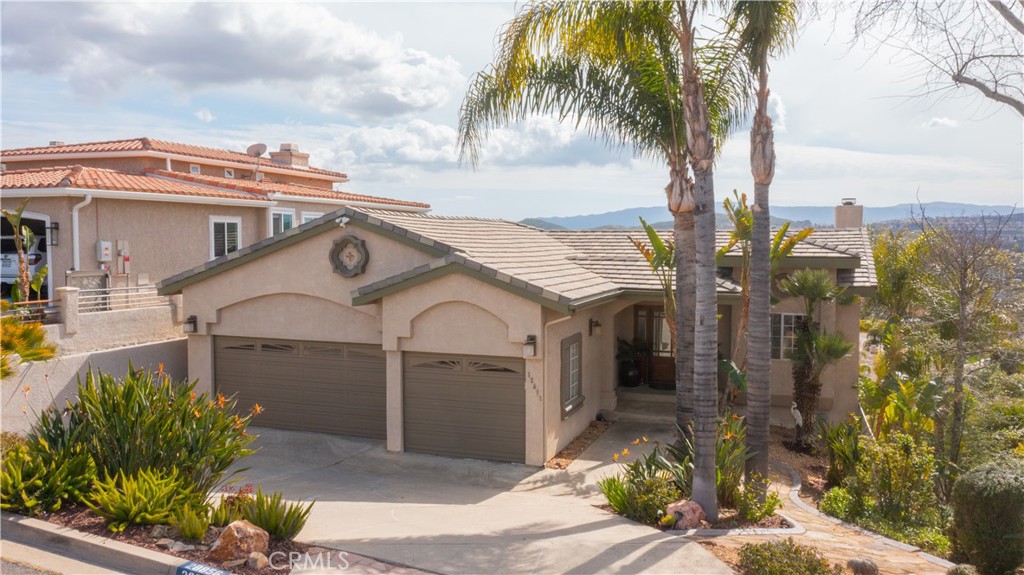 28856 Yosemite Place Place, Canyon Lake, CA 92587